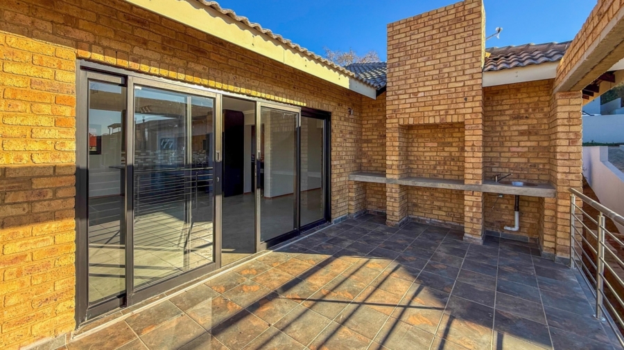 To Let 3 Bedroom Property for Rent in Magalies Golf Estate North West